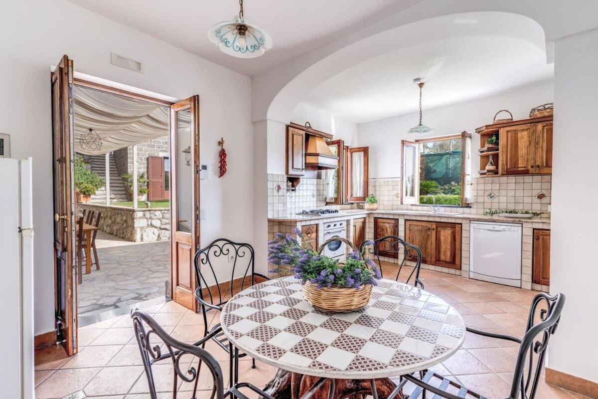 Villa Mimosa Rustic Elegance Views & Pool Massa Lubrense Exterior foto